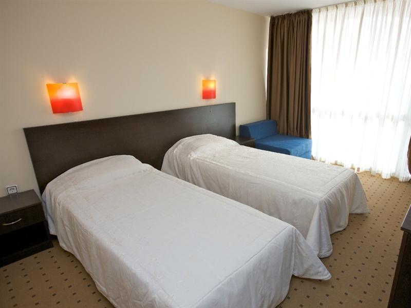 Tropics Hotel - Ultra All Inclusive Sveti Vlas Esterno foto