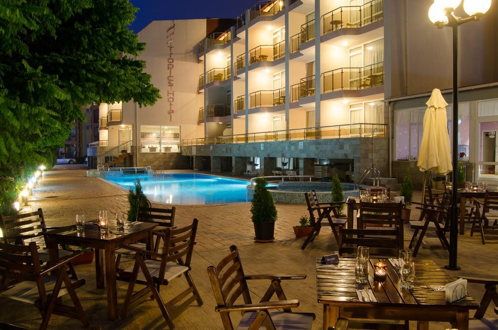 Tropics Hotel - Ultra All Inclusive Sveti Vlas Esterno foto
