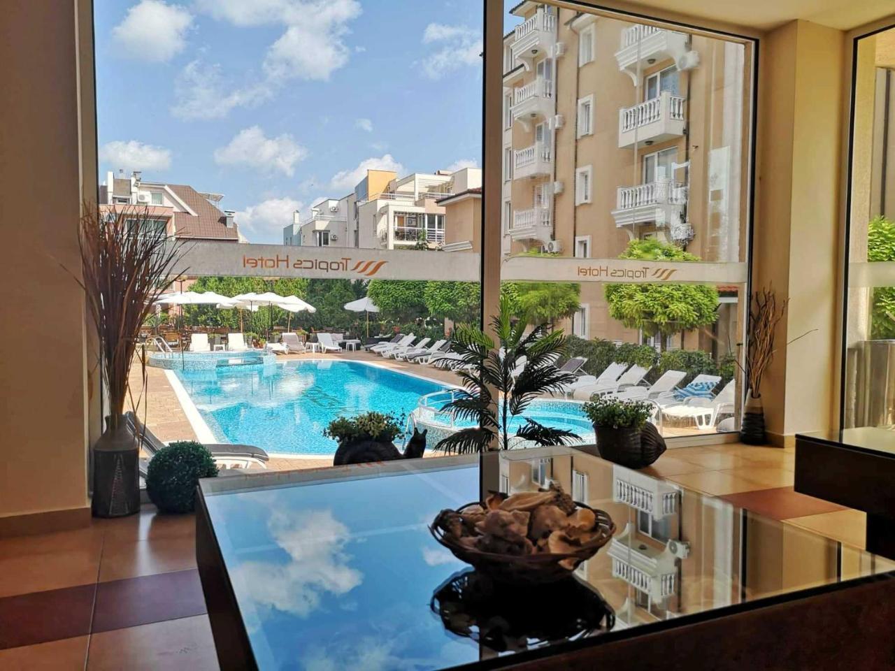 Tropics Hotel - Ultra All Inclusive Sveti Vlas Esterno foto