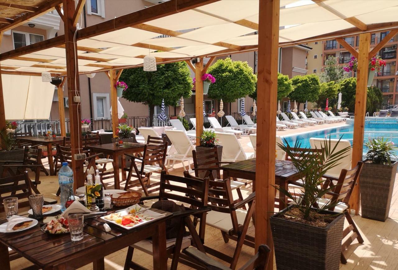 Tropics Hotel - Ultra All Inclusive Sveti Vlas Esterno foto