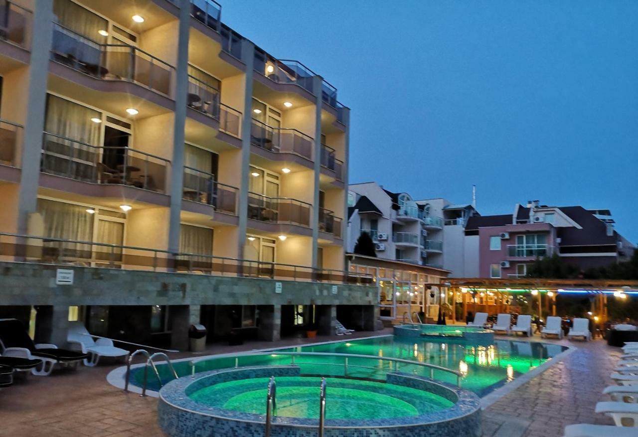 Tropics Hotel - Ultra All Inclusive Sveti Vlas Esterno foto