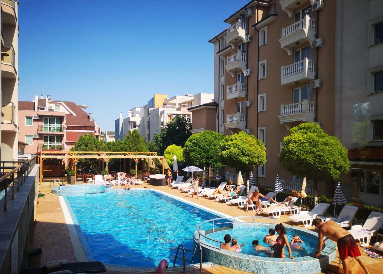 Tropics Hotel - Ultra All Inclusive Sveti Vlas Esterno foto